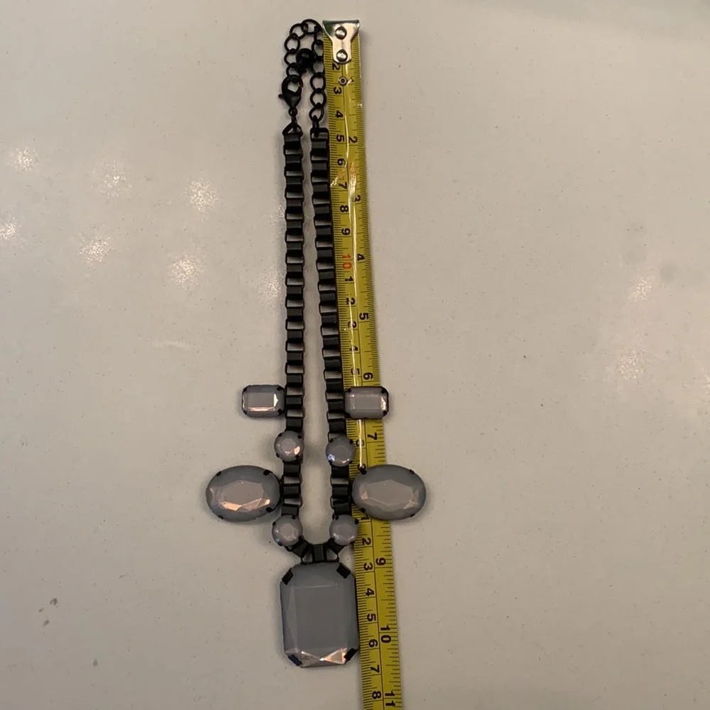 Dramatic Statement Necklace!!! - Picture 6 of 6